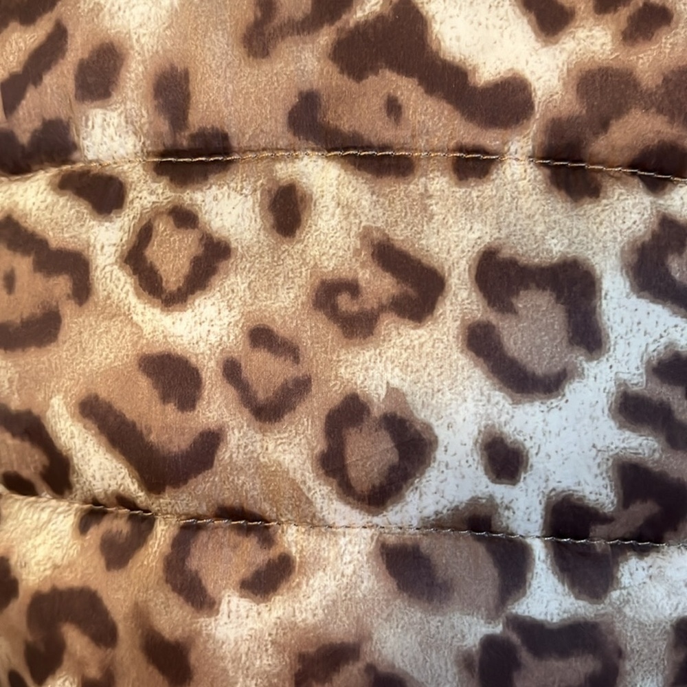 Bernardo Packable Puffer Brown & Cream Leopard Print Jacket lightweight Size  M - Picture 8 of 16